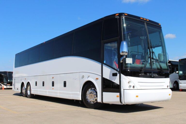 Our fleet - Toronto Bus Shuttle